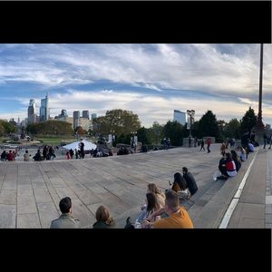 Meet your Posher, Buzzy